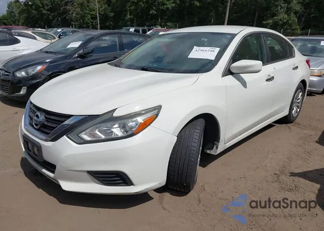 2016 Nissan Altima 2.5/2.5 S/2.5 Sl/2.5 Sr/2.5 Sv z USA, uszkodzony, nr VIN 1N4AL3APXGC248974